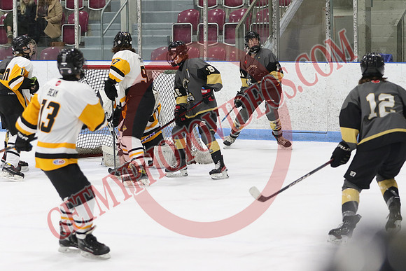 20241101-1637_10 20 am – U18B – South Grey Spartans vs South Oxford Storm – Memorial