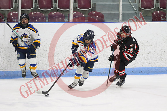 7Z7A7230_7 40 pm – U13A – Osgoode Richmond Romans vs Collingwood Jr Blues – Memorial