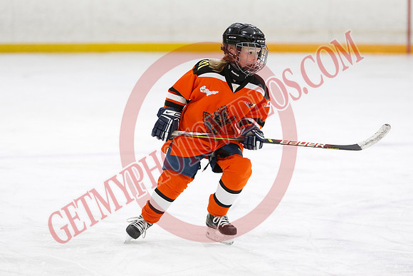 _63A6812_10 00 am - U11 - Orono Leafs Team 4 The Pylons vs Clarington Thunder 6 Raiders - Pad B