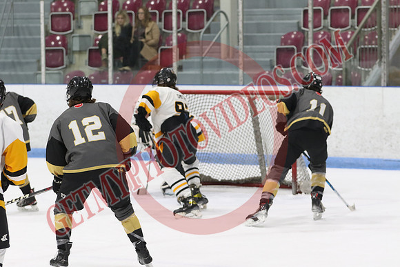 20241101-1604_10 20 am – U18B – South Grey Spartans vs South Oxford Storm – Memorial