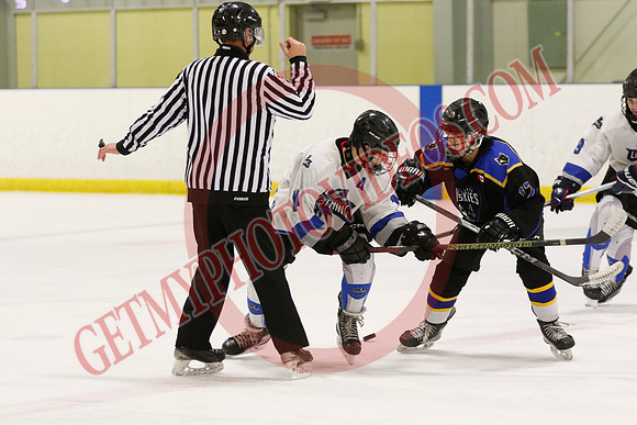 _63A8691_10 00 am – U15D1 – Mid-Huron vs South Kent – Kinsmen