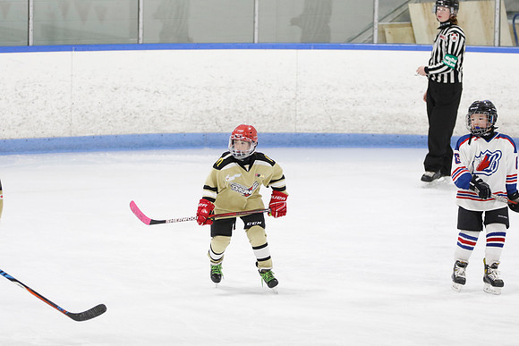 _63A3918_6 45 pm – U11 – Clarington Thunder Golden Knights vs Belmont Rangers – CC