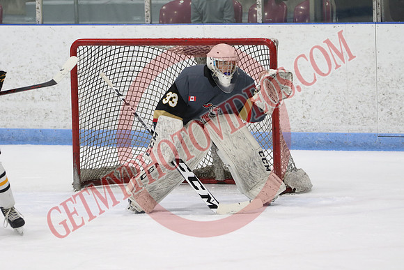 7Z7A4623_4 10 pm – U18A – Norfolk Knights vs Mitchell Meteors – Memorial