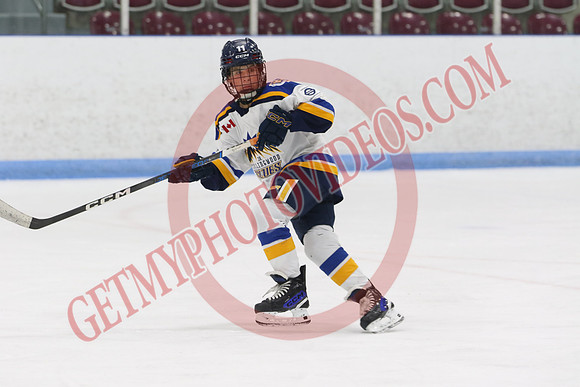 7Z7A7500_7 40 pm – U13A – Osgoode Richmond Romans vs Collingwood Jr Blues – Memorial