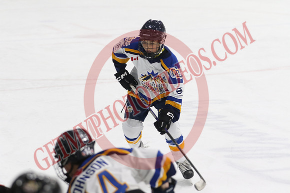 7Z7A7315_7 40 pm – U13A – Osgoode Richmond Romans vs Collingwood Jr Blues – Memorial