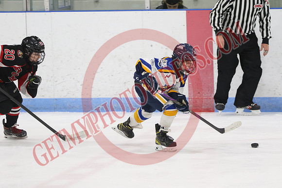 7Z7A6795_7 40 pm – U13A – Osgoode Richmond Romans vs Collingwood Jr Blues – Memorial